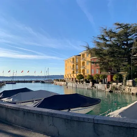 Casa Della Regina